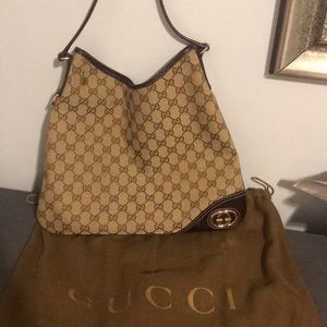 Gucci shoulder bag